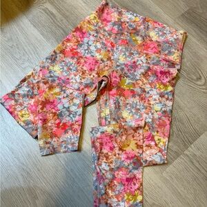 lululemon limited edition Pink Floral Leggings